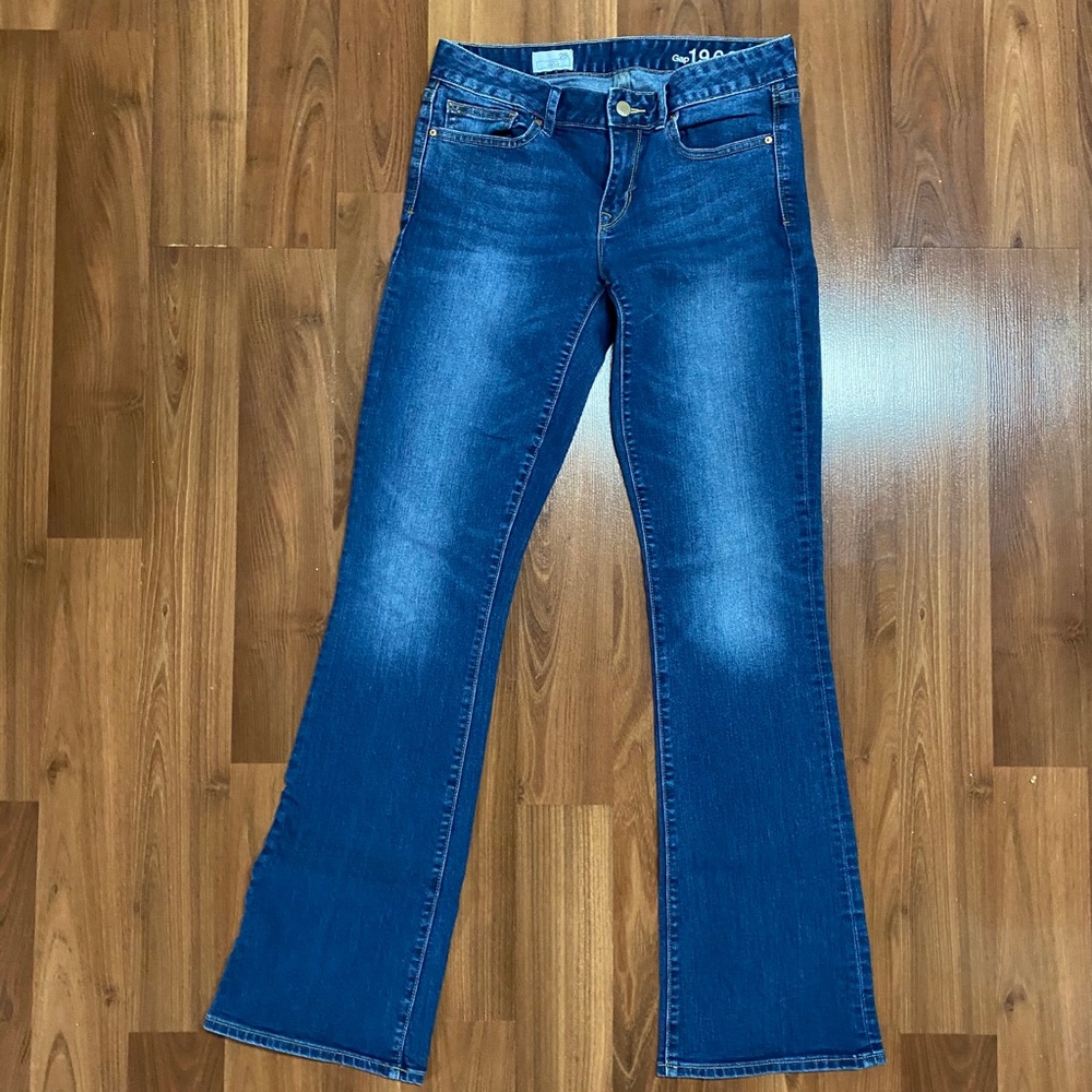 Gap flare jeans - size 28